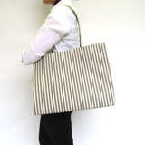 Brave Brown Bag pattern wax cotton marche ebony stripe